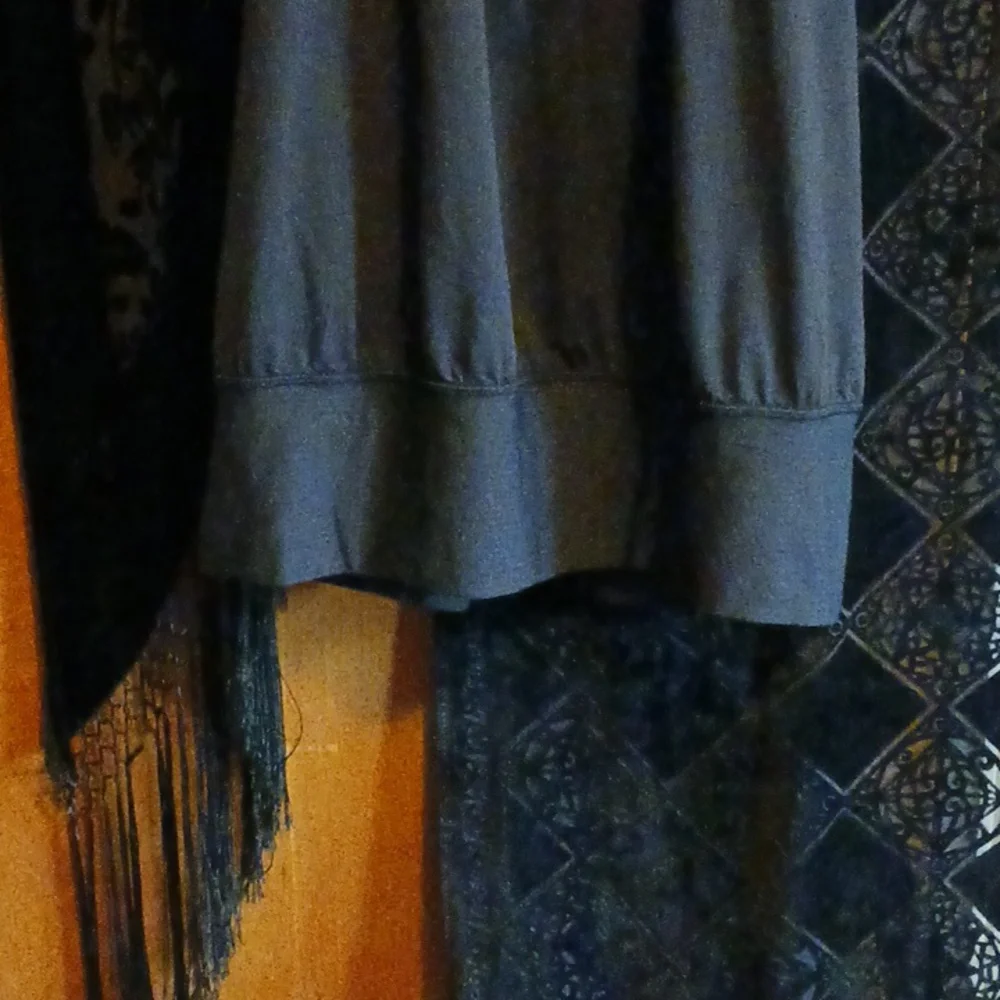 Lululemon Top - Picture 7 of 8